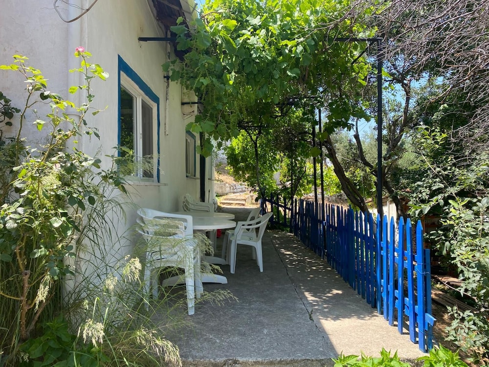 Family Twin Room, 2 Bedrooms, Garden View