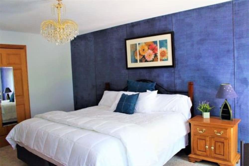Room, Private Bathroom, Garden View