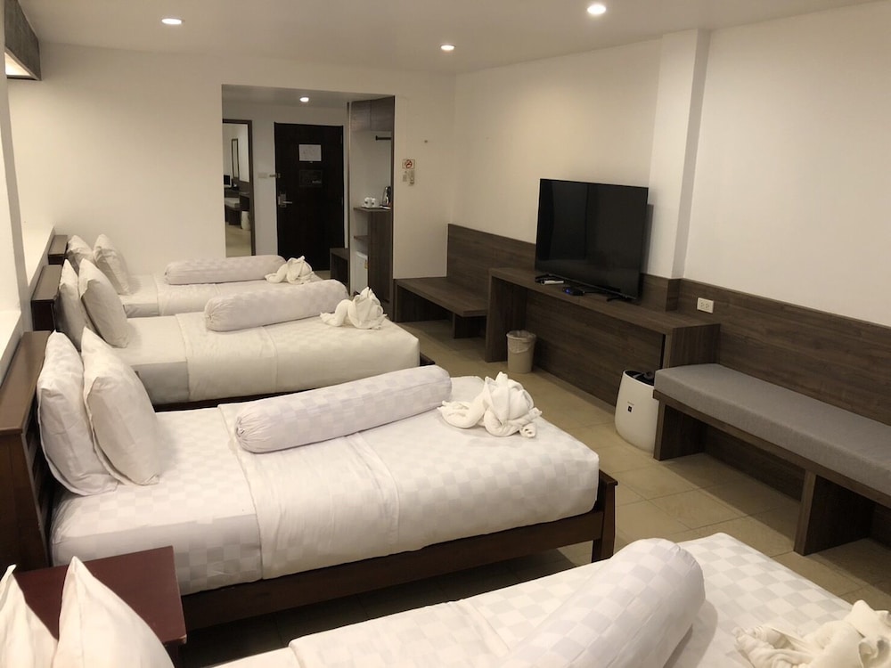 Family Room photo 2
