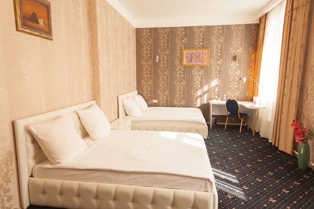 Deluxe Twin Room photo 1