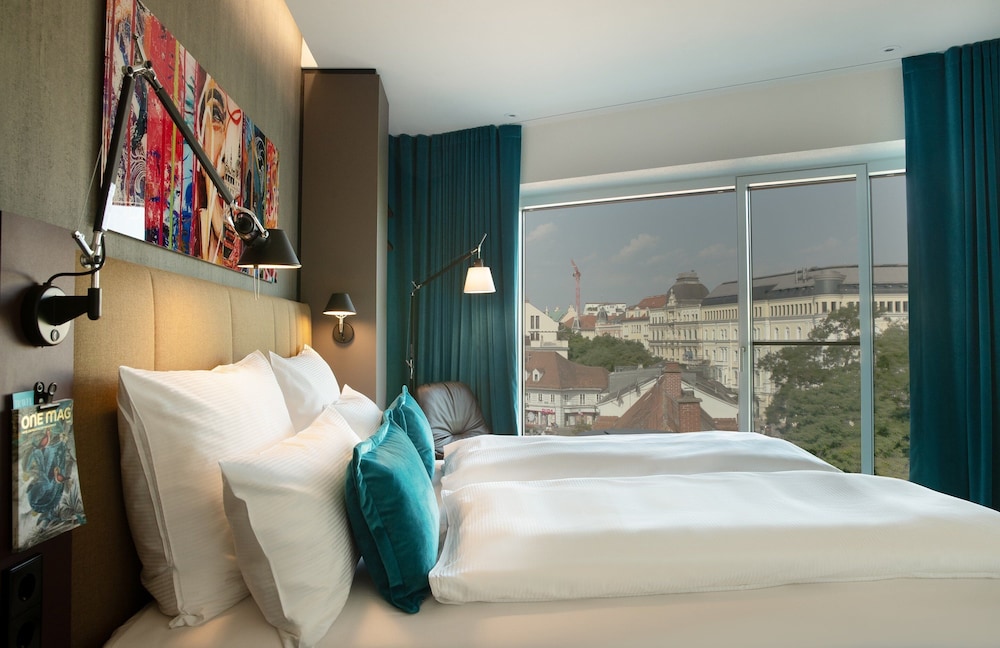 Room (SPECIAL ONE)