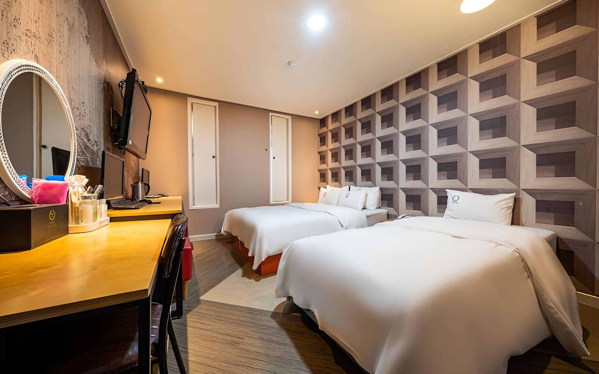 Room (Standard Twin (OTT)) - Photo 4