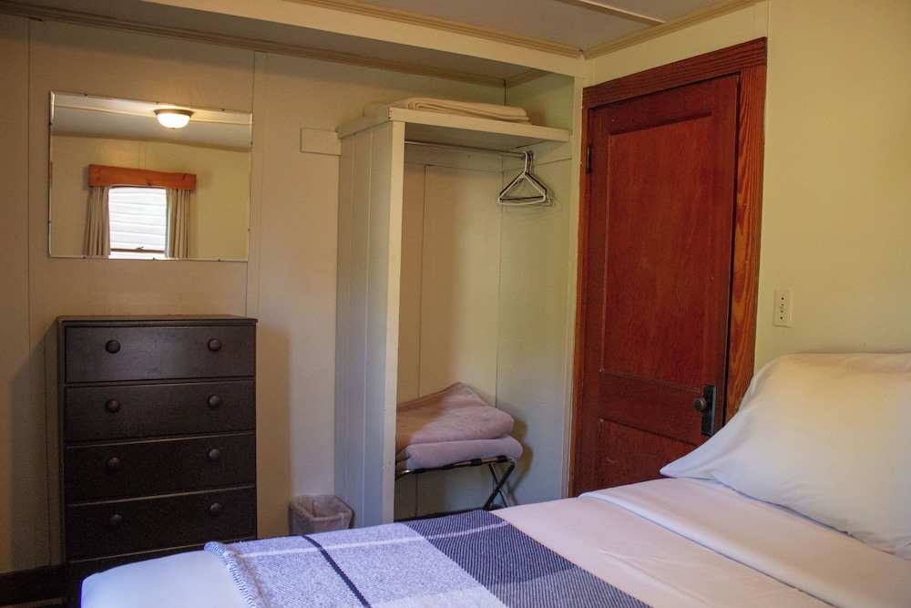 Cabin photo 1