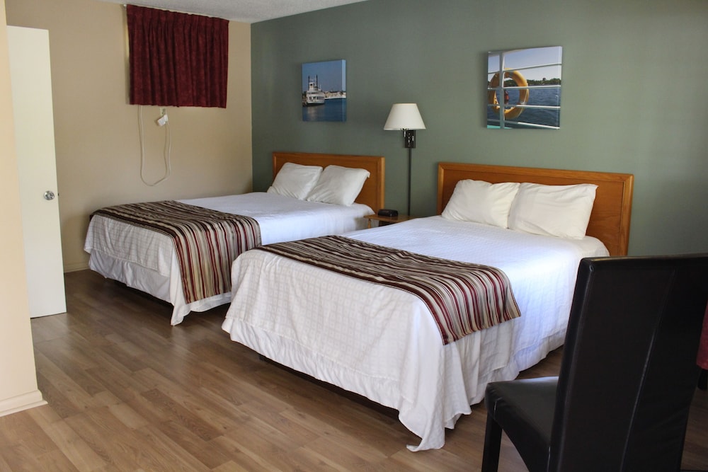 Standard Double Room, 2 Double Beds (Pool Section) photo 3