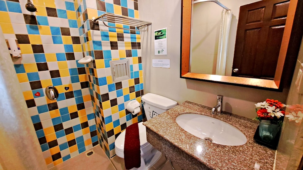 Standard Double Room - Photo 7