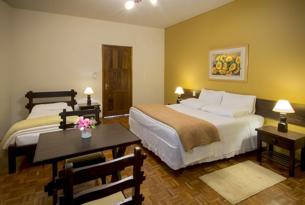 Traditional Room photo 2