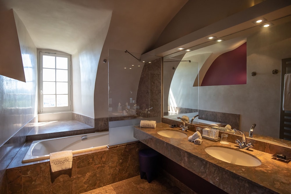 Superior Room - Photo 6