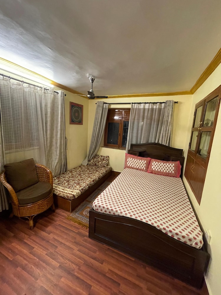 Economy Single Room
