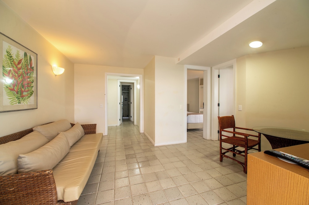 Deluxe Triple Room, Multiple Beds, Sea View