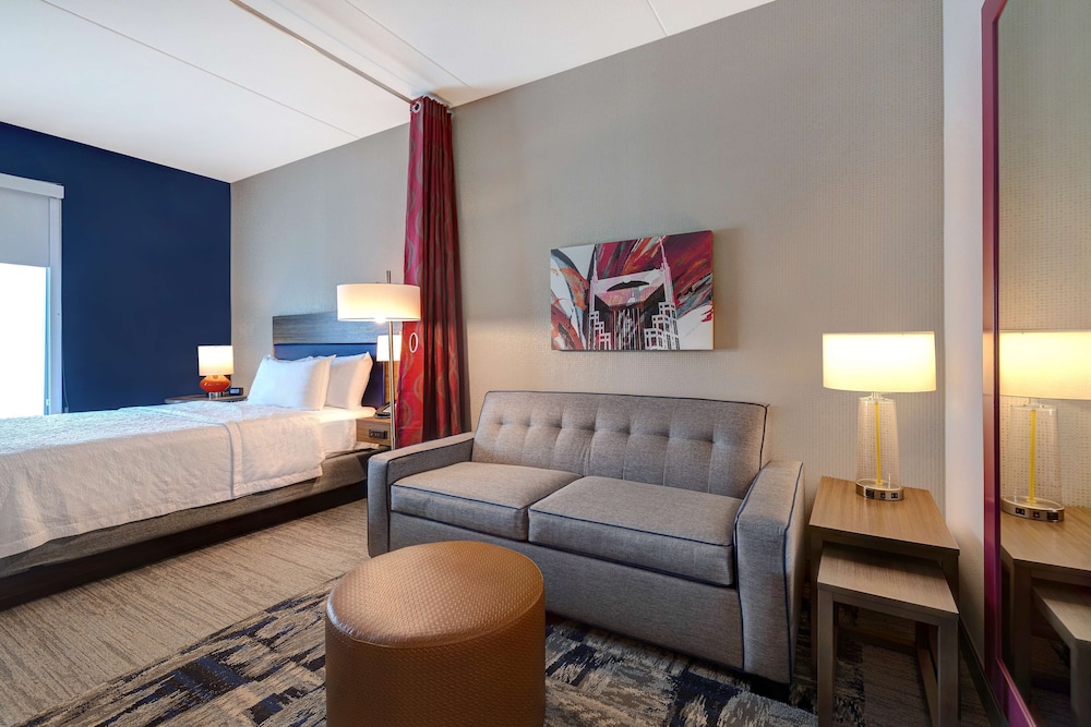Studio, 1 Queen Bed, Accessible, Bathtub - Photo 6