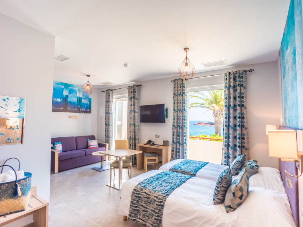 Deluxe Studio, Sea View photo 2