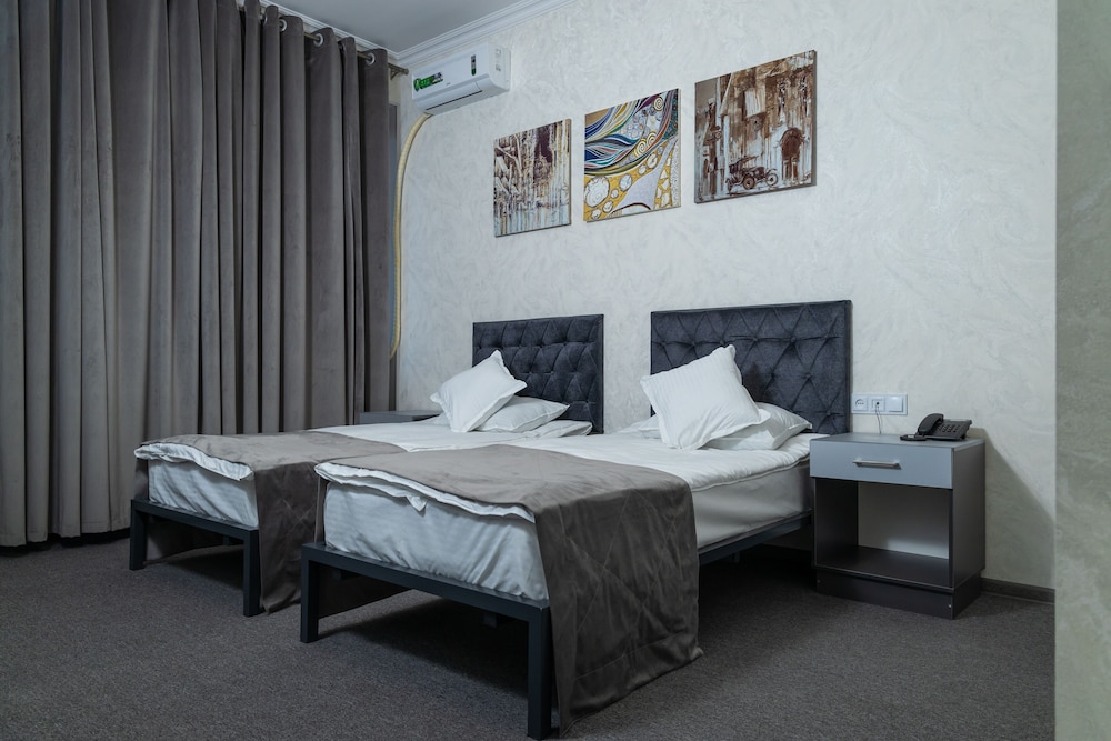 Standard Twin Room photo 1