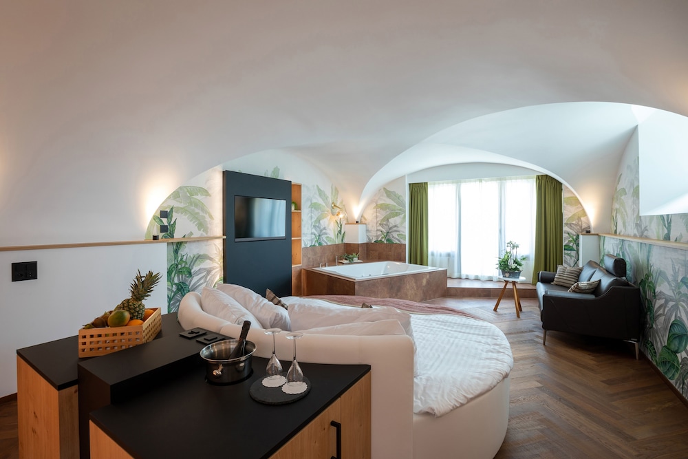 Junior Double Room