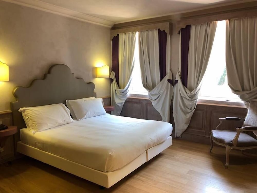 Deluxe Double or Twin Room, Park View