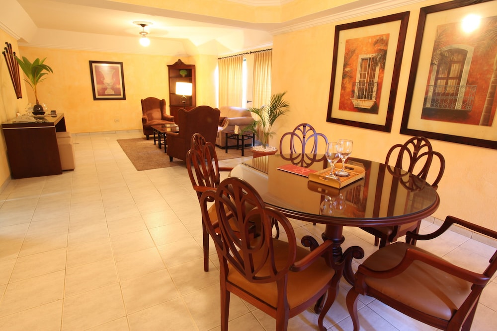 Executive Suite photo 2
