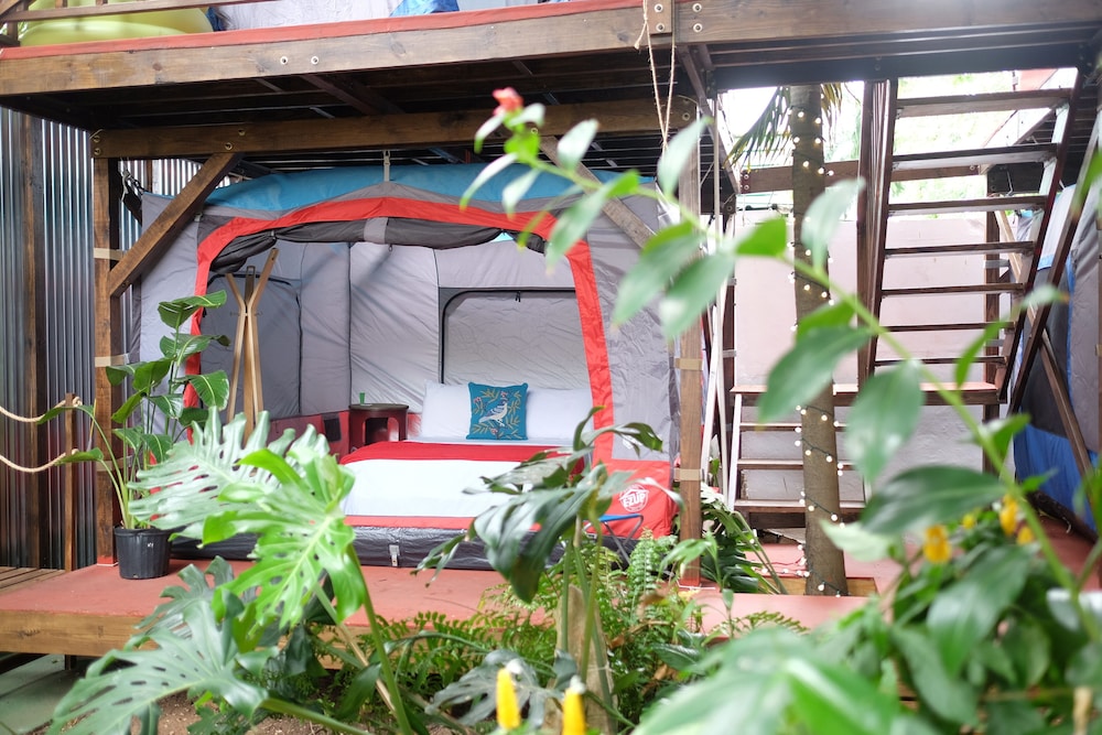 Comfort Tent, 1 Queen Bed, Non Smoking, Garden View photo 2