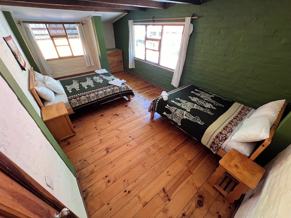 Junior Double or Twin Room, 1 Bedroom, Private Bathroom, Mountain View photo 2