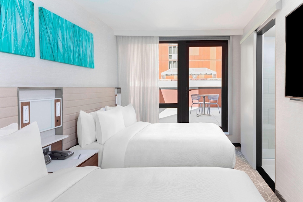 Studio, 2 Queen Beds, Terrace photo 1