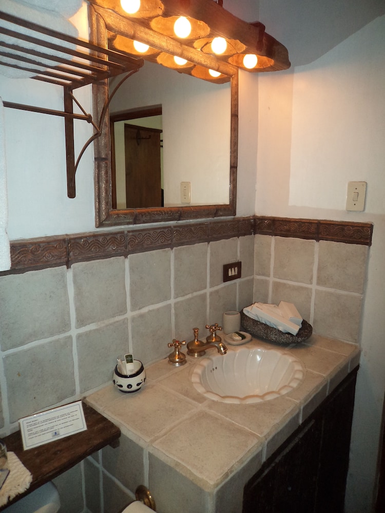 Standard Room - Photo 5