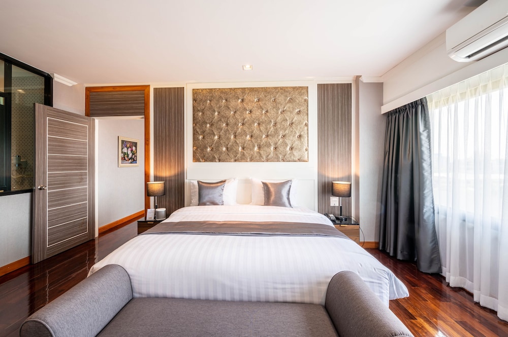 Executive Room photo 3