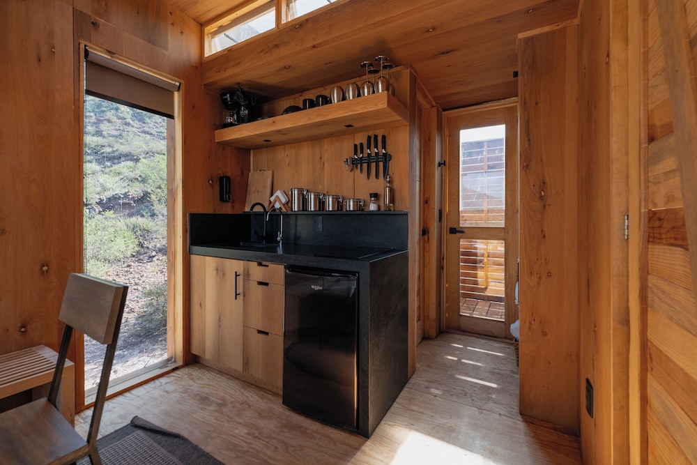 Cabin Room + Jacuzzi photo 3