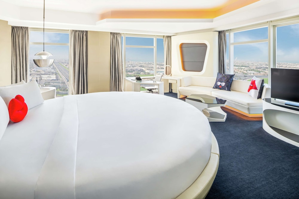 Deluxe Suite (Round Bed) thumbnail 5