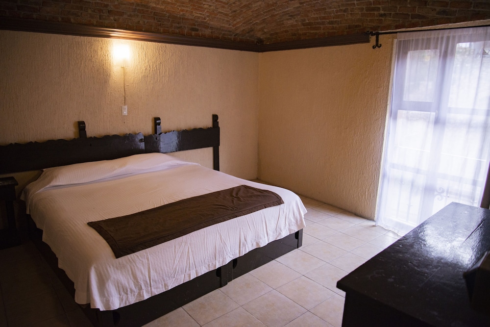 Superior Room, 2 Bedrooms, Balcony, City View photo 2