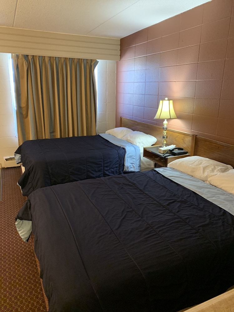 Standard Double Room, 2 Double Beds photo 3