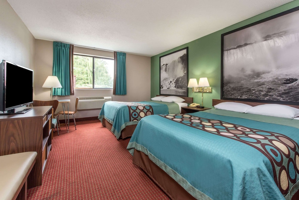 Room, Multiple Beds, Non Smoking - Photo 2