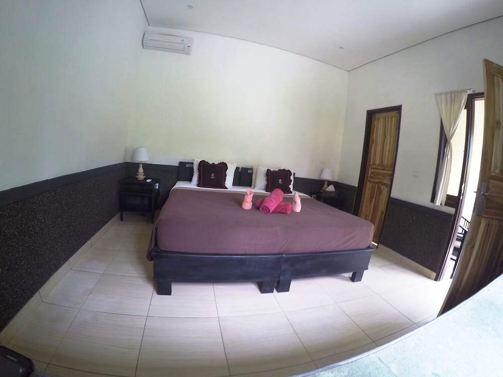 Standard Double Room, 1 Bedroom, Pool View photo 2