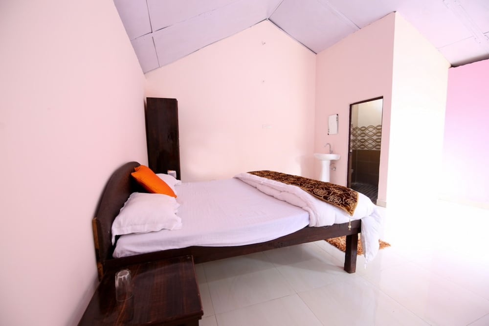 Standard Room photo 2