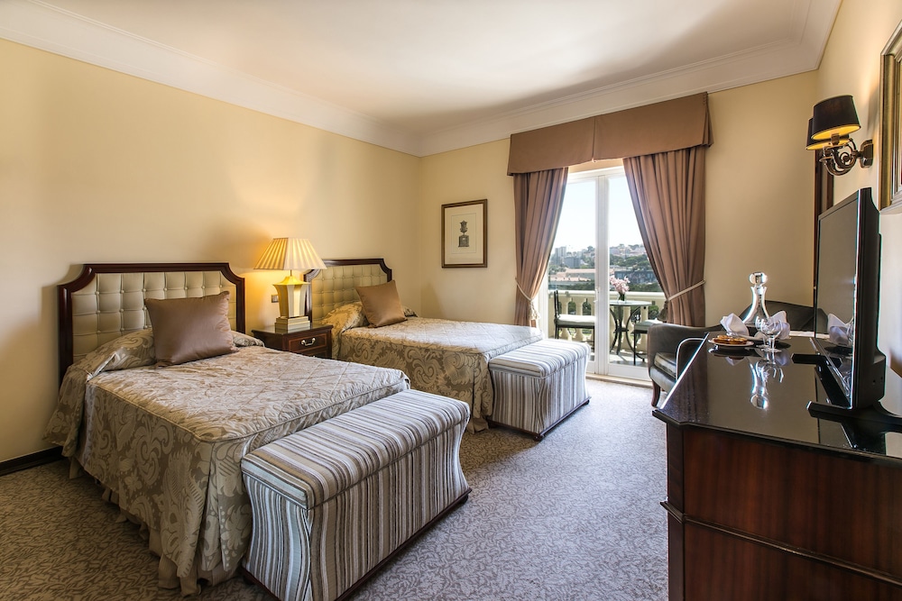 Deluxe Room, Sea View - Photo 2