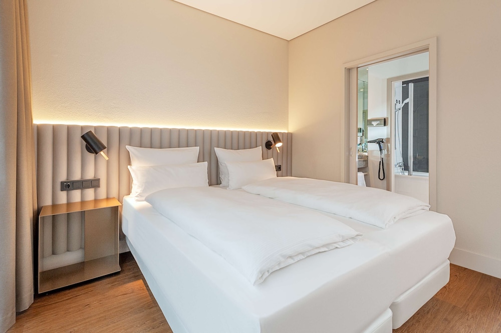 Junior Suite (Extra Bed 2 adults + 1 child) - Photo 10