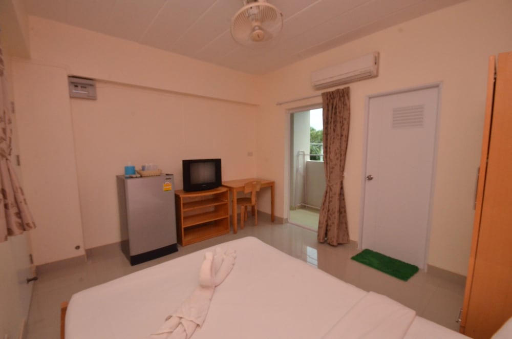 Standard Double Room photo 3