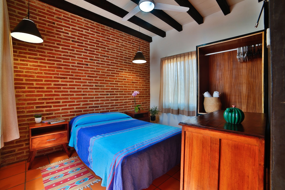 Superior Suite, 1 Bedroom (with Kitchenette) photo 3
