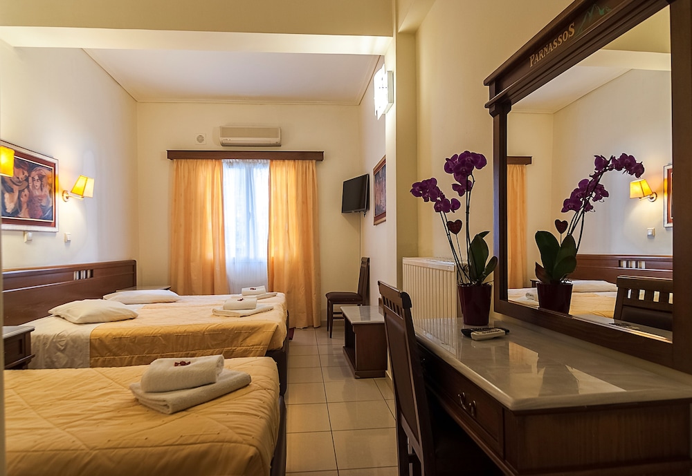 Economy Triple Room - Photo 1