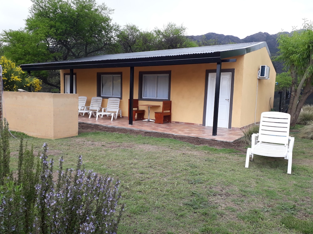 Family Cabin, Garden View photo 3