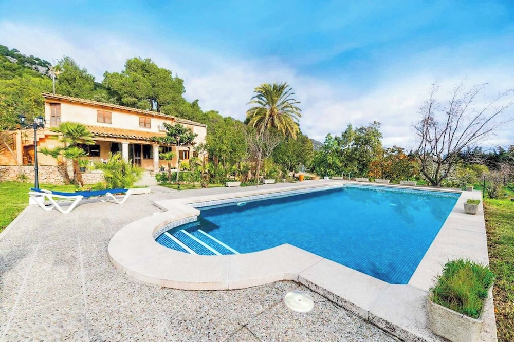 Villa (5 Habitaciones)