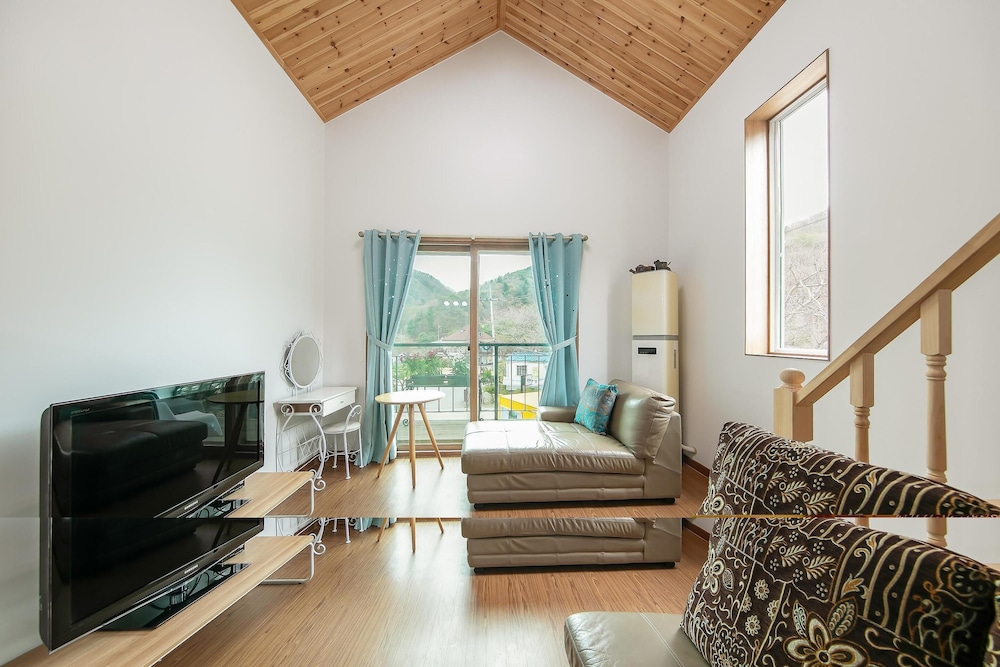 Basic Room, 2 Bedrooms (2F-Dokchea) - Photo 3