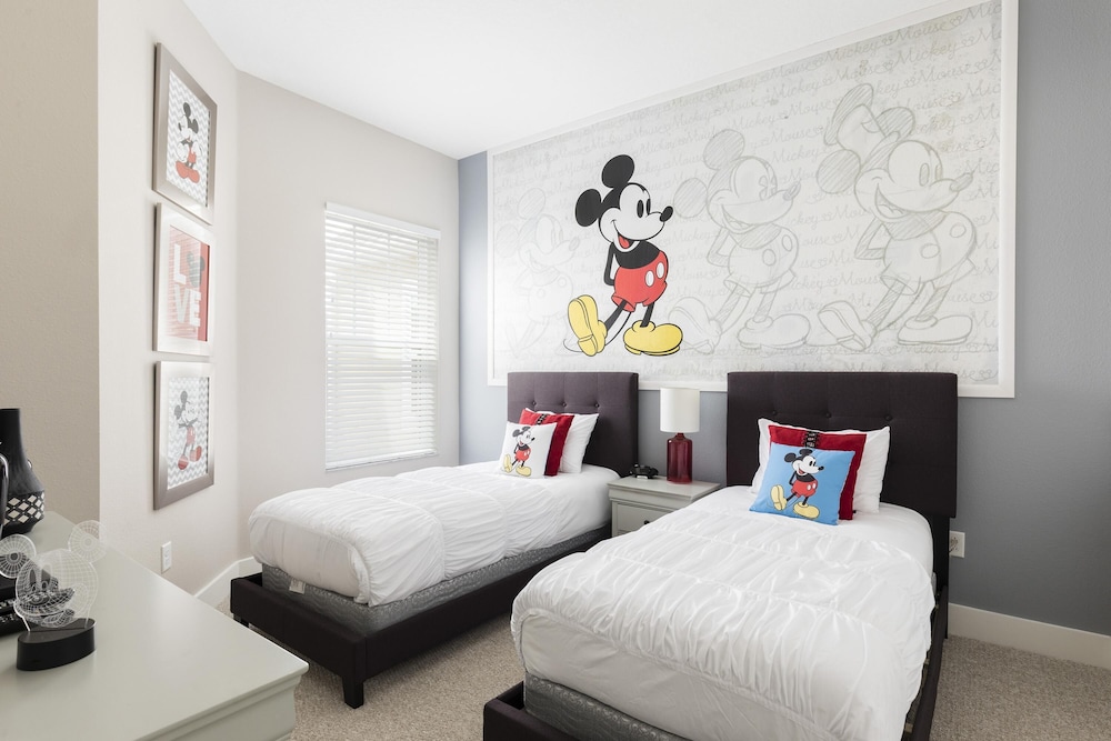4 BR 4 BA Villa 1804ft 5min Disney BBQ, Billede 17
