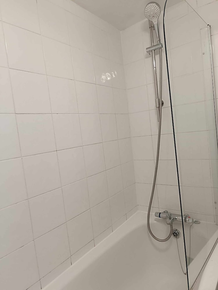 Standard Suite, Ensuite ( with Mezzanine floors) photo 2