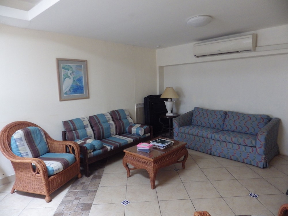 Apartment, 2 Bedrooms, Accessible, Pool View photo 2