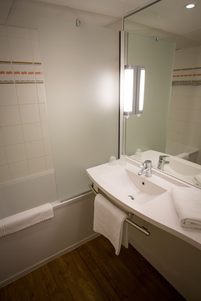 Standard Room, 1 Double Bed with Sofa bed photo 3
