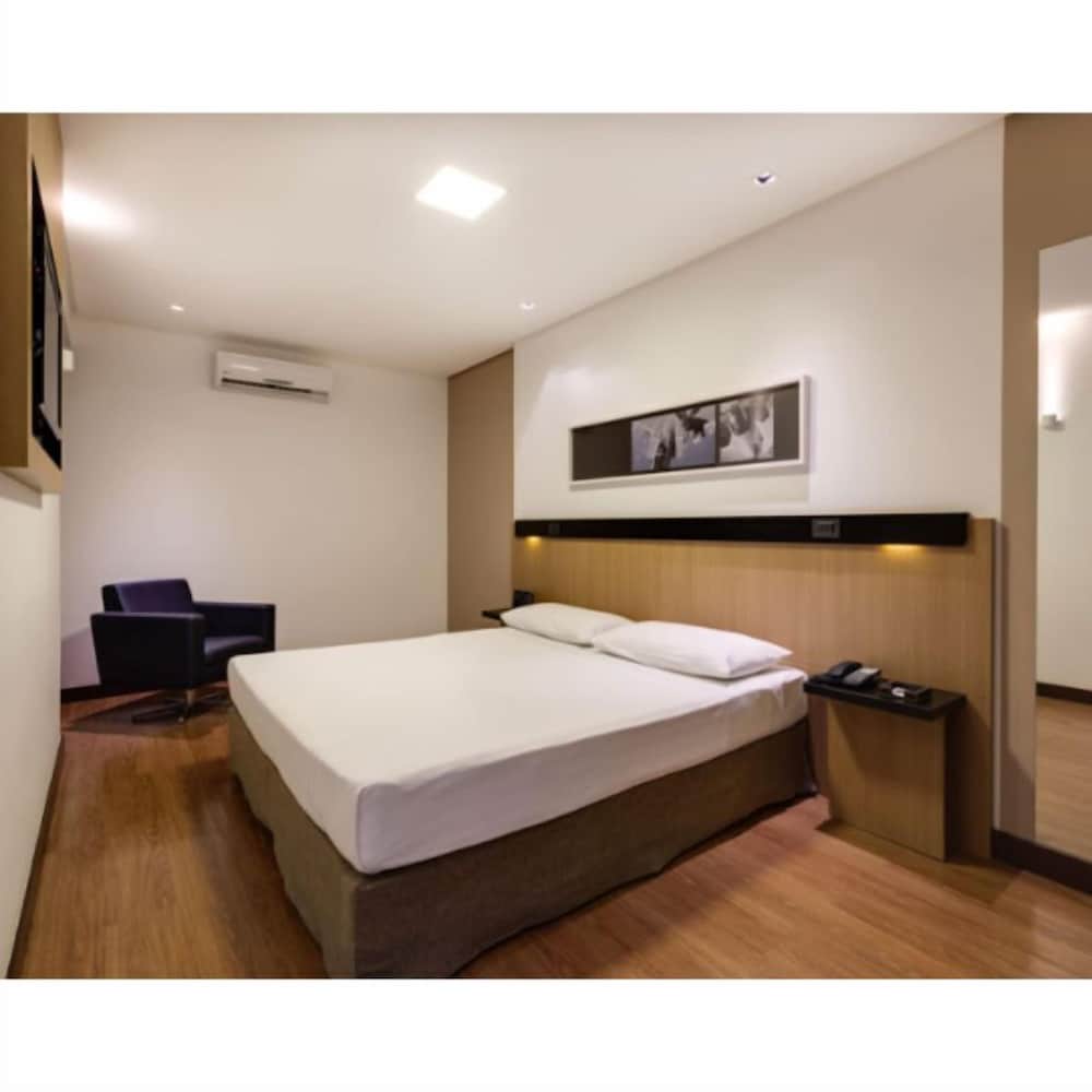 Single Room (Plus)