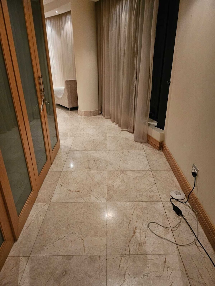 Family Penthouse, 1 King Bed, Non Smoking, Ocean View photo 2