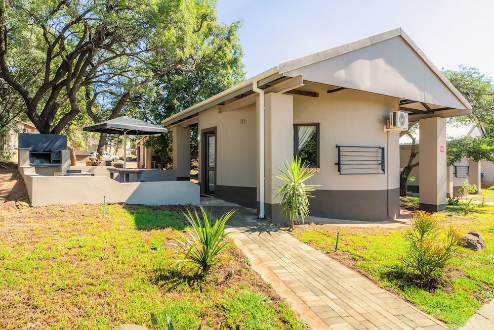2 Sleeper House