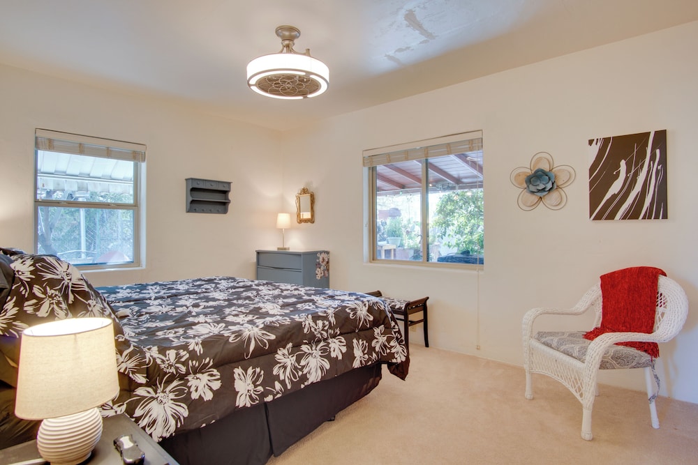 House (2 Bedrooms) photo 3