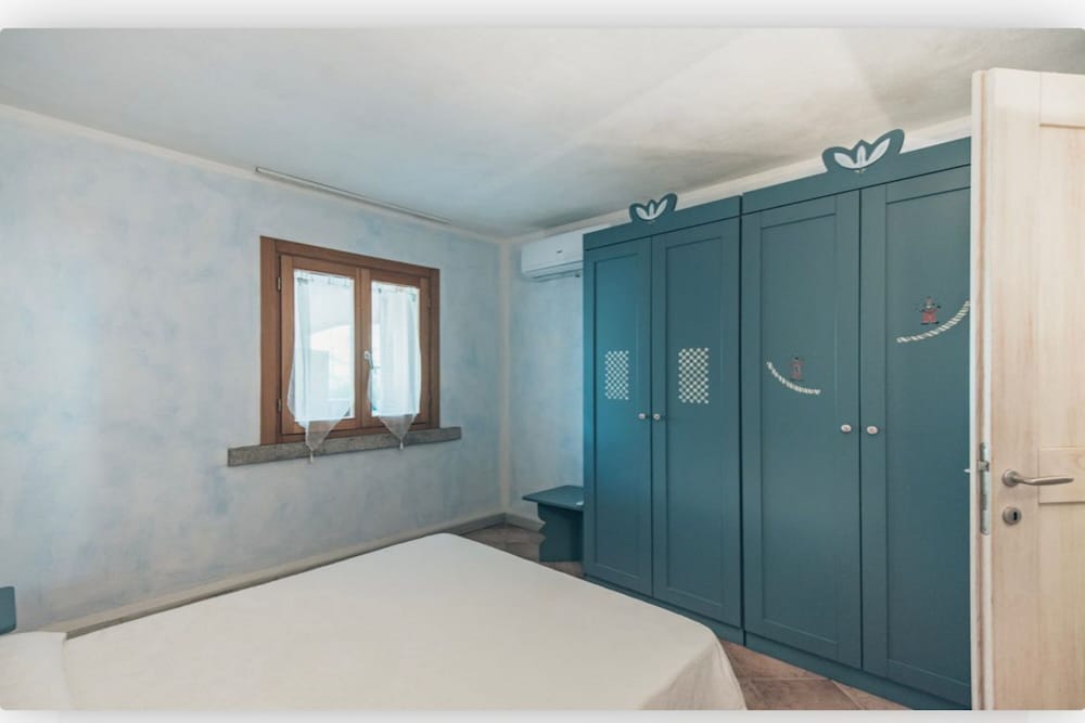 Family Apartment, 1 Bedroom (Jacopo House 1.5 km From Sea)