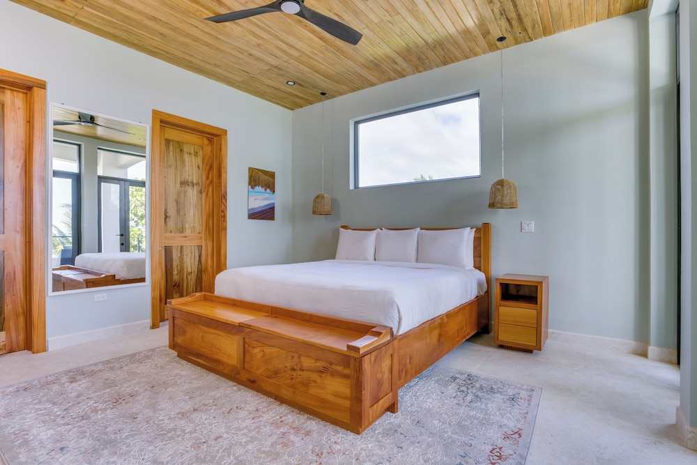 Luxury Villa, 5 Bedrooms, Hot Tub, Sea View photo 2