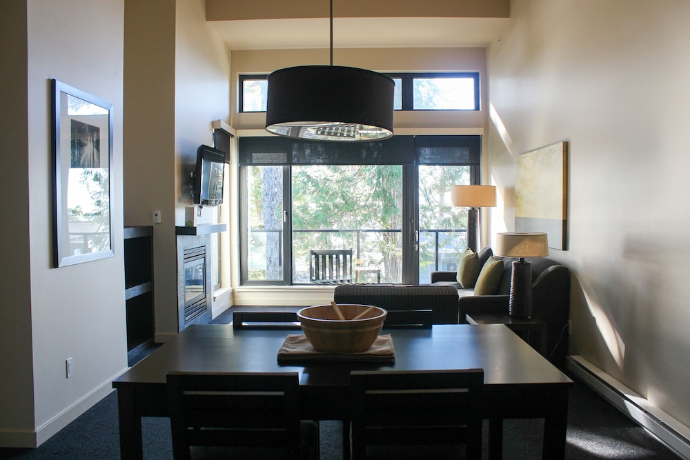 1 Bedroom Trail  (short distance from main lodge) photo 1